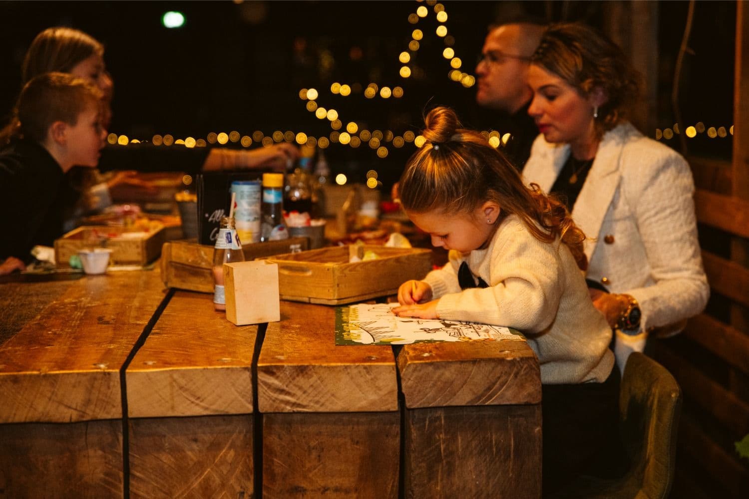 Aan tafel waar het bij jullie past